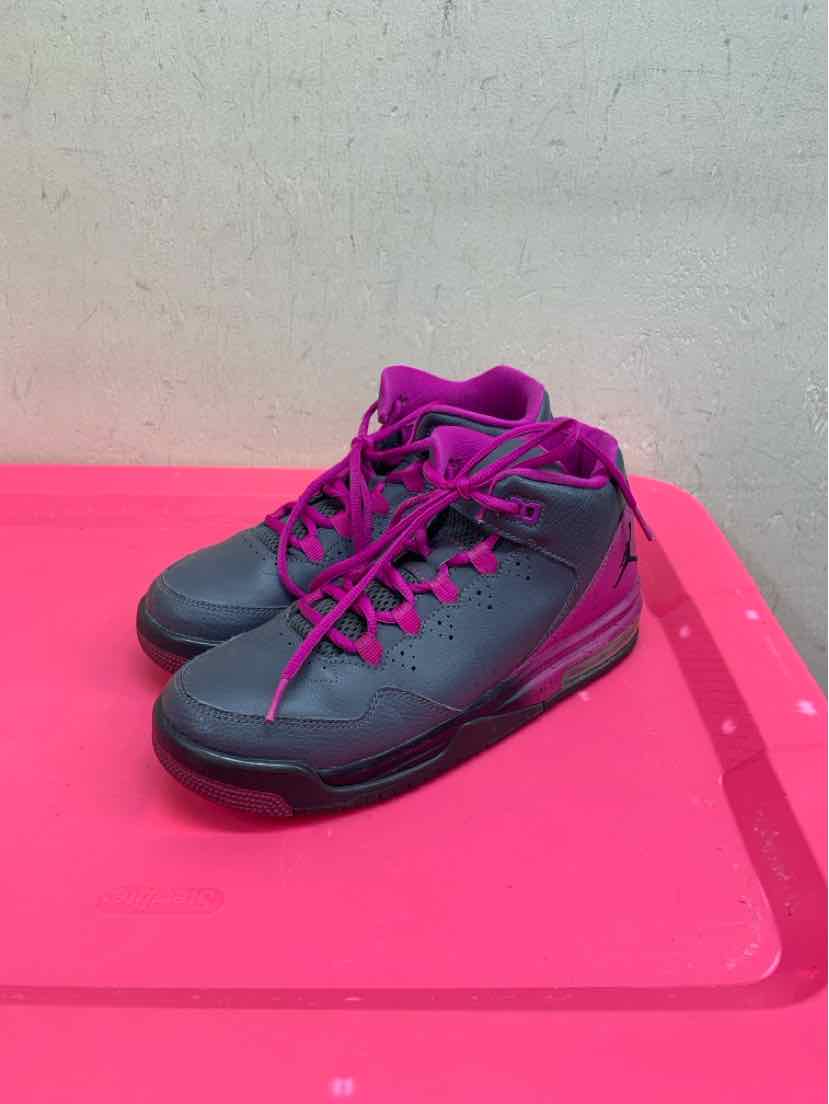 Air Jordan Flight Origin 2 GG Gray Fuchsia Girl s Size 6 1 2 Sneakers