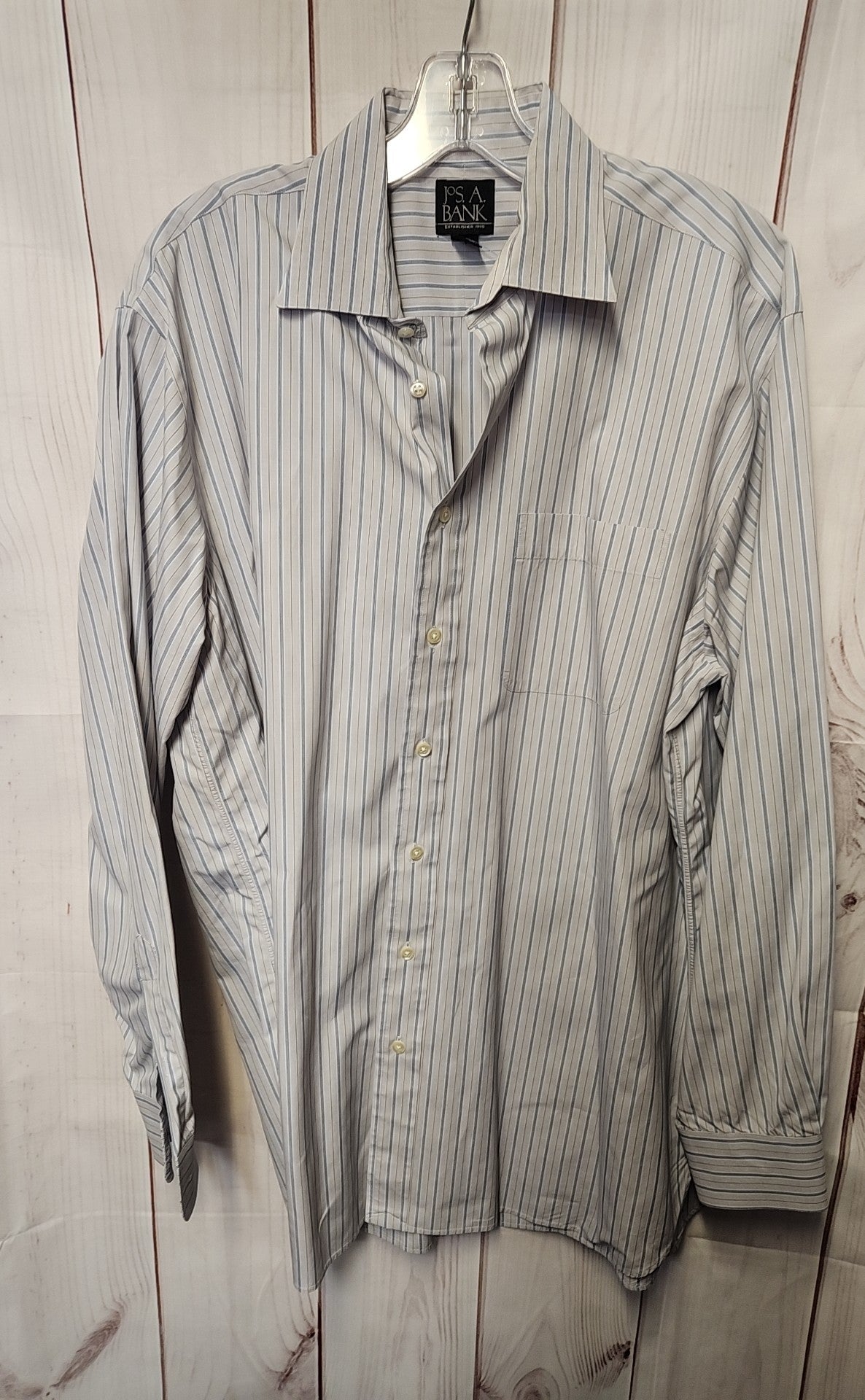 Jos A Bank Men's Size L Gray Shirt