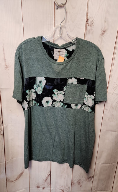 On The Byas Men's Size L Green Shirt