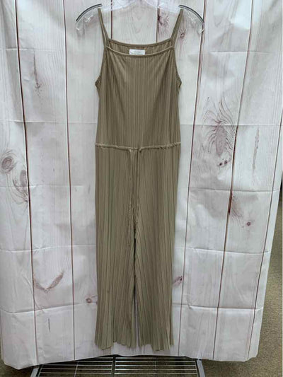 Oak + Fort Women's Size M Tan Jumpsuit