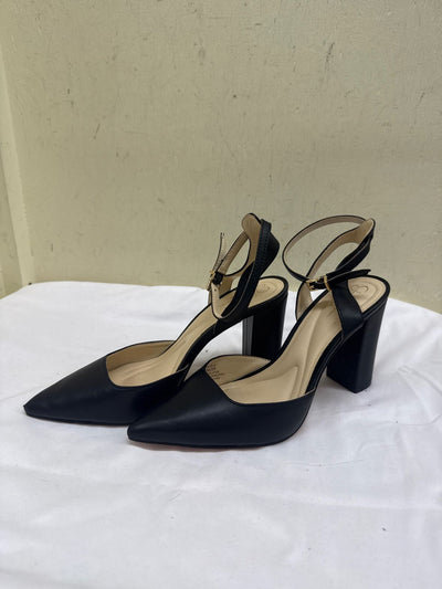 Jessica Simpson Women's Size 8 Black Pumps