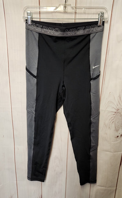 Nike Women's Size M Black Leggings