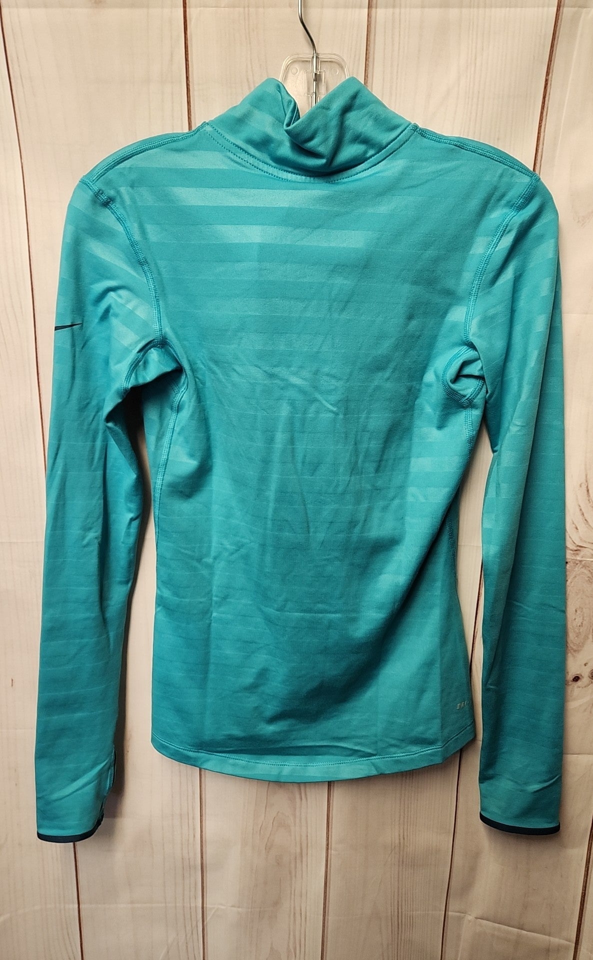 Nike Women's Size S Turquoise Long Sleeve Top