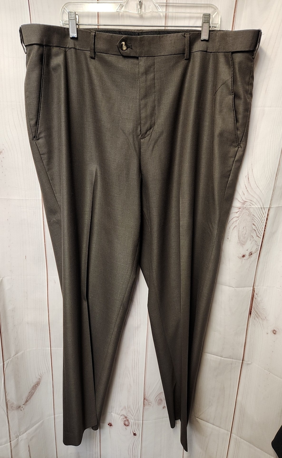 Croft & Barrow Men's Size 42x32 Brown Pants