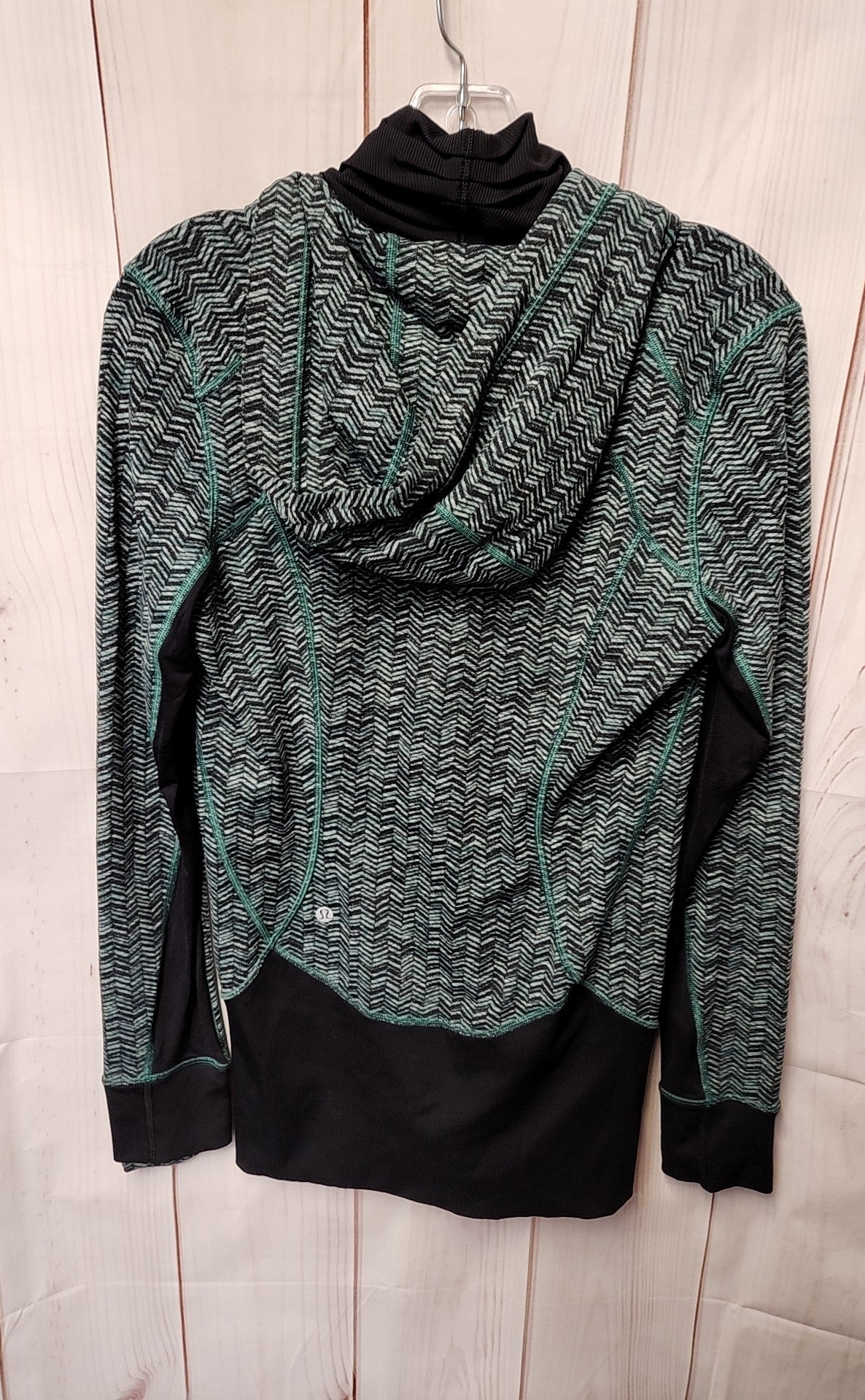 Lululemon Women's Size 8 Green Active Jacket