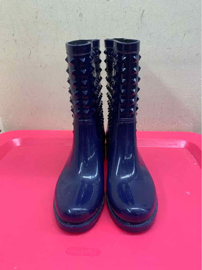 Women's Size 37 = 6-1/2 Blue Boots