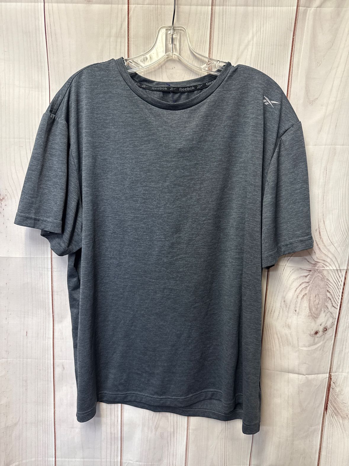 Reebok Men's Size XL Gray Shirt