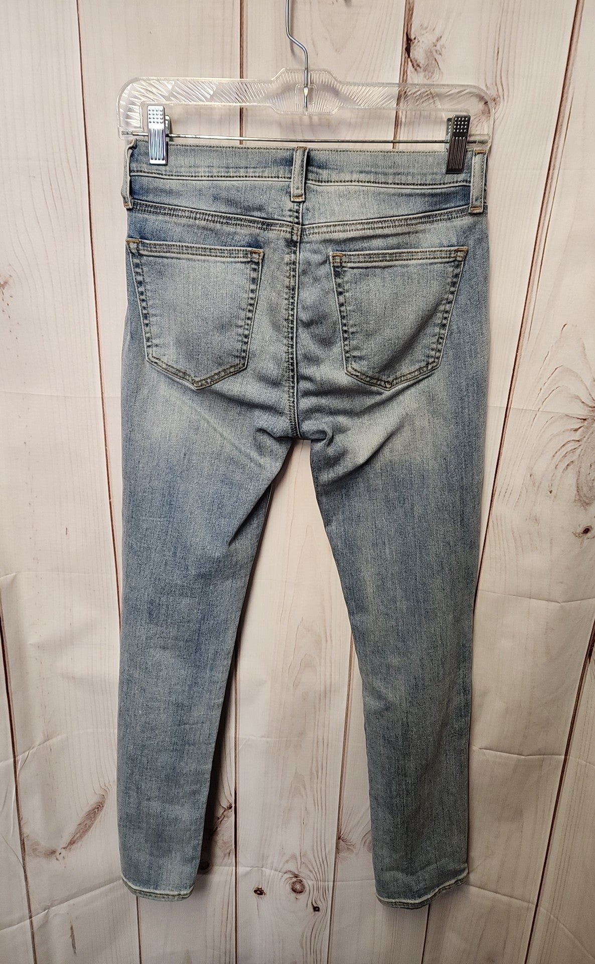 Gap Women's Size 26/2 Petite Blue Jeans Classic Straight Mid Rise