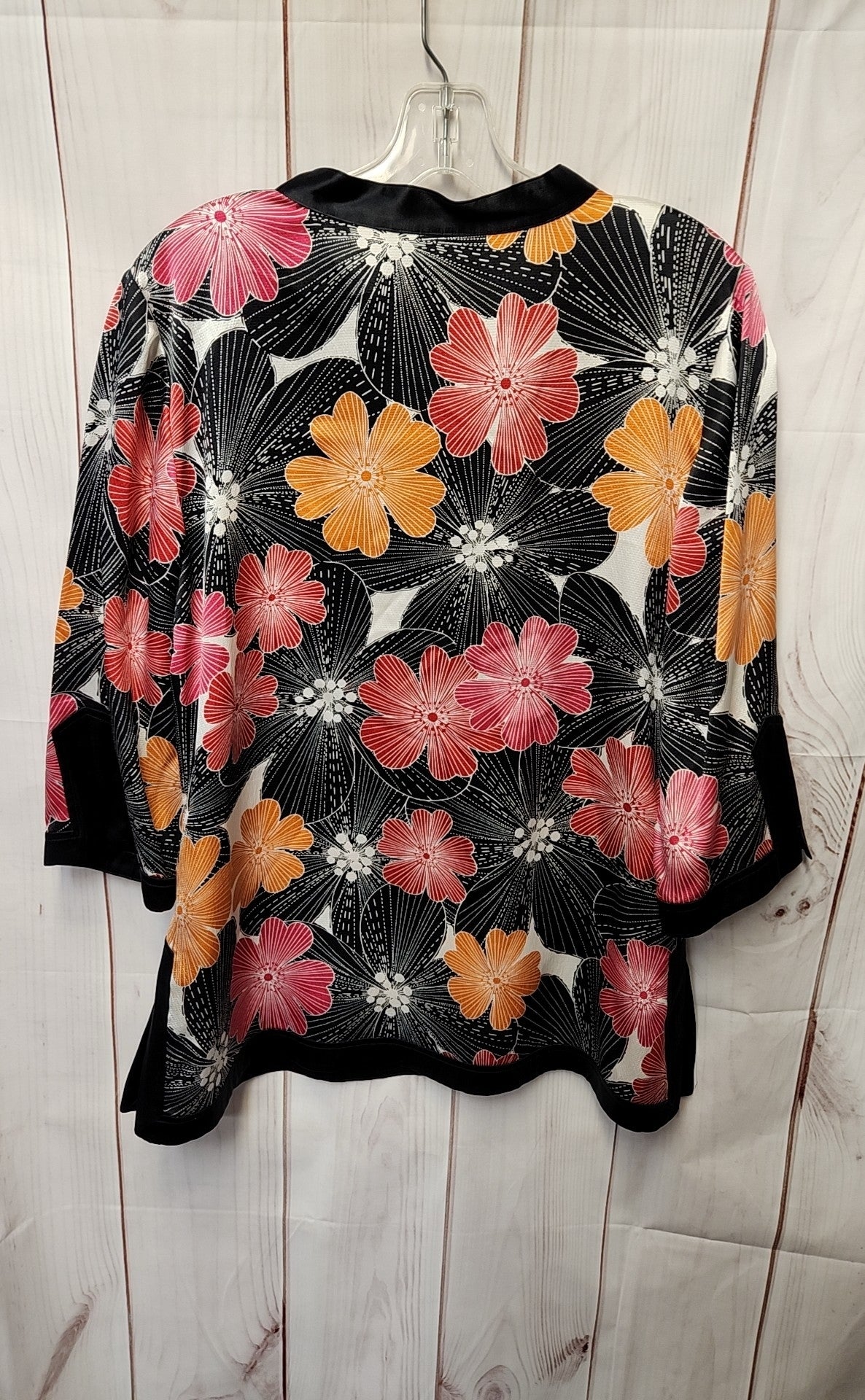 Alfani Women's Size 10 Black & Pink Floral 3/4 Sleeve Top