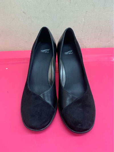 Dansko Women's Size 38-1/2 = 8 Black Pumps