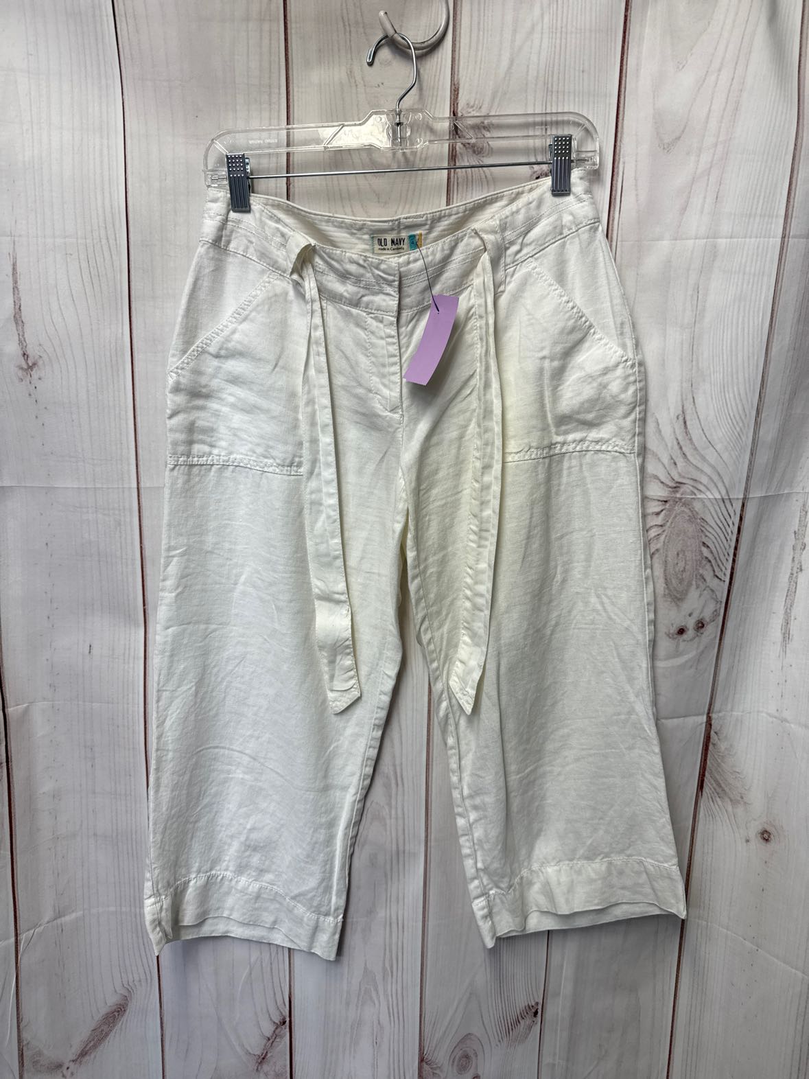 Old Navy Women's Size 4 White Linen Capris Just Below Waist