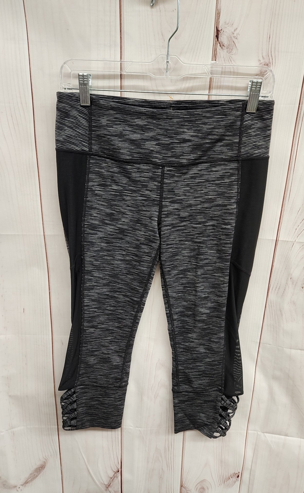 Athleta Women's Size M Gray Active Capris