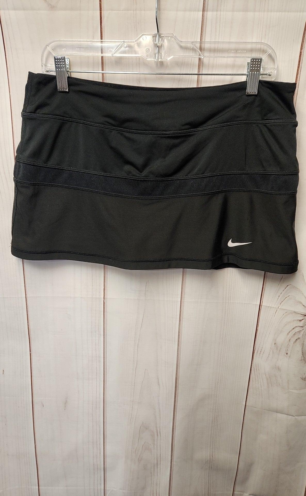 Nike Women's Size L Black Skorts