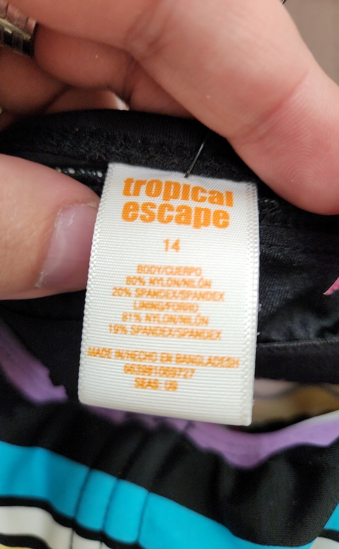 Tropical Escape Women's Size 14 Multi-Color Swim Top