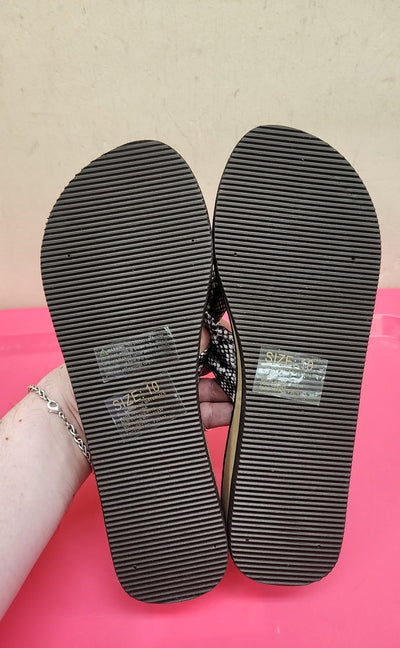 Olivia Miller Women's Size 10 Brown Sandals