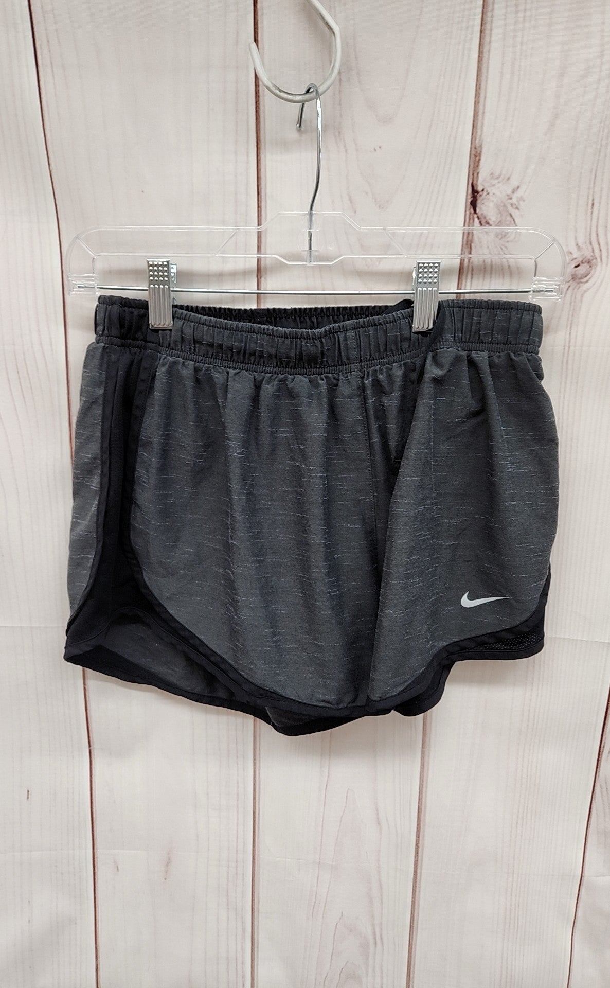 Nike Women's Size M Gray Active Shorts