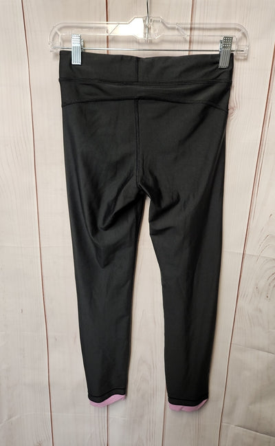 Under Armour Women's Size S Black Active Capris