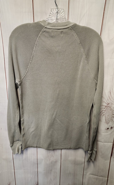 J Crew Men's Size S Gray Waffle Knit Shirt