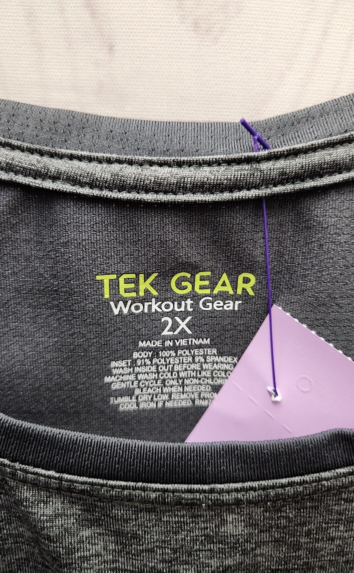 Tek Gear Women's Size 2X Gray Sleeveless Top