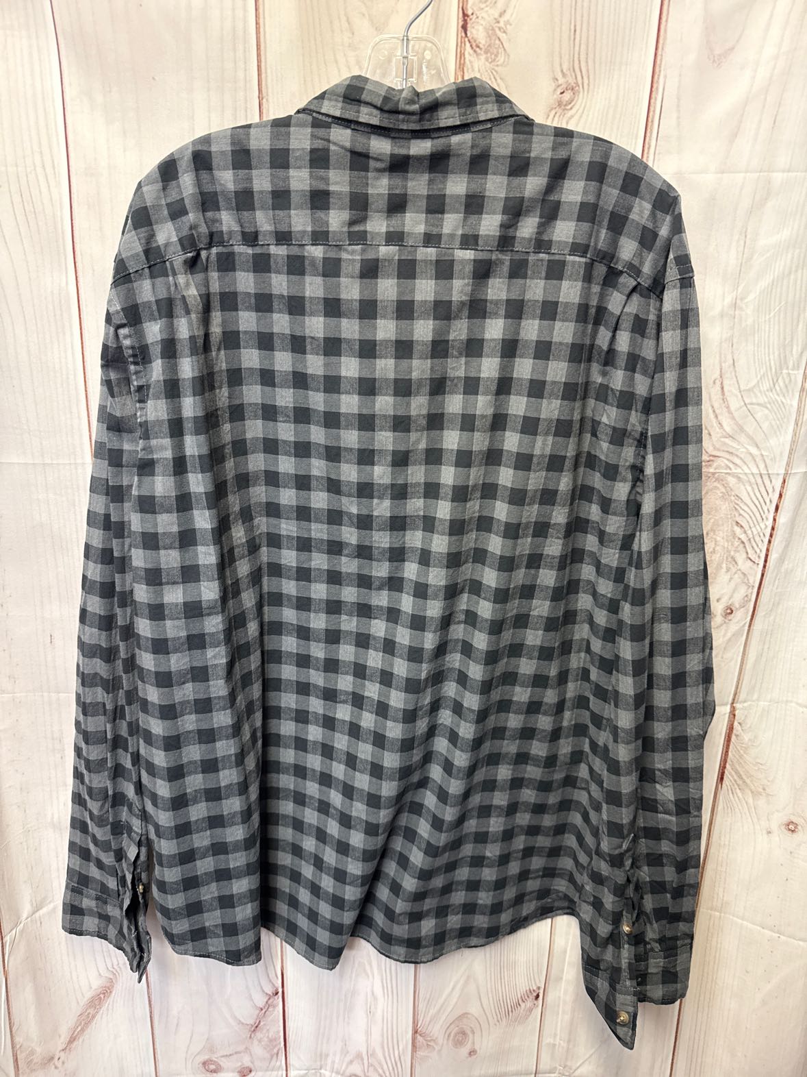 Old Navy Men's Size XXL Gray & Black Shirt