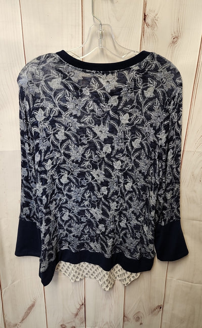 Max Jeans Women's Size M Navy Floral Long Sleeve Top