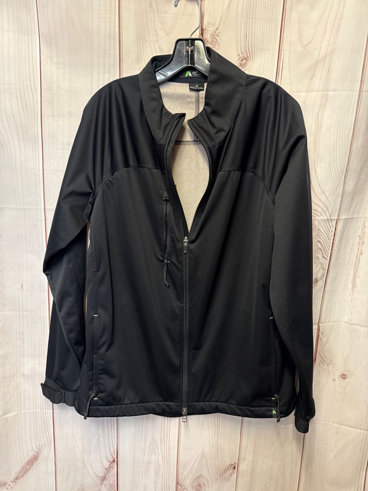 Aptus Men's Size M Black Jacket