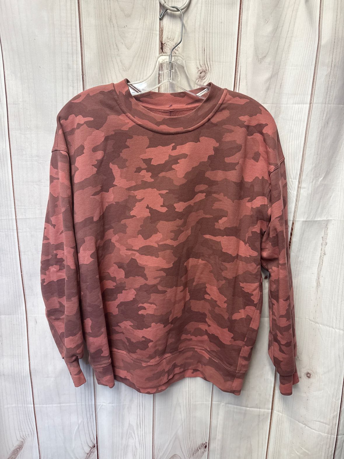 Lululemon Women's Size M Pink Camo Sweatshirt