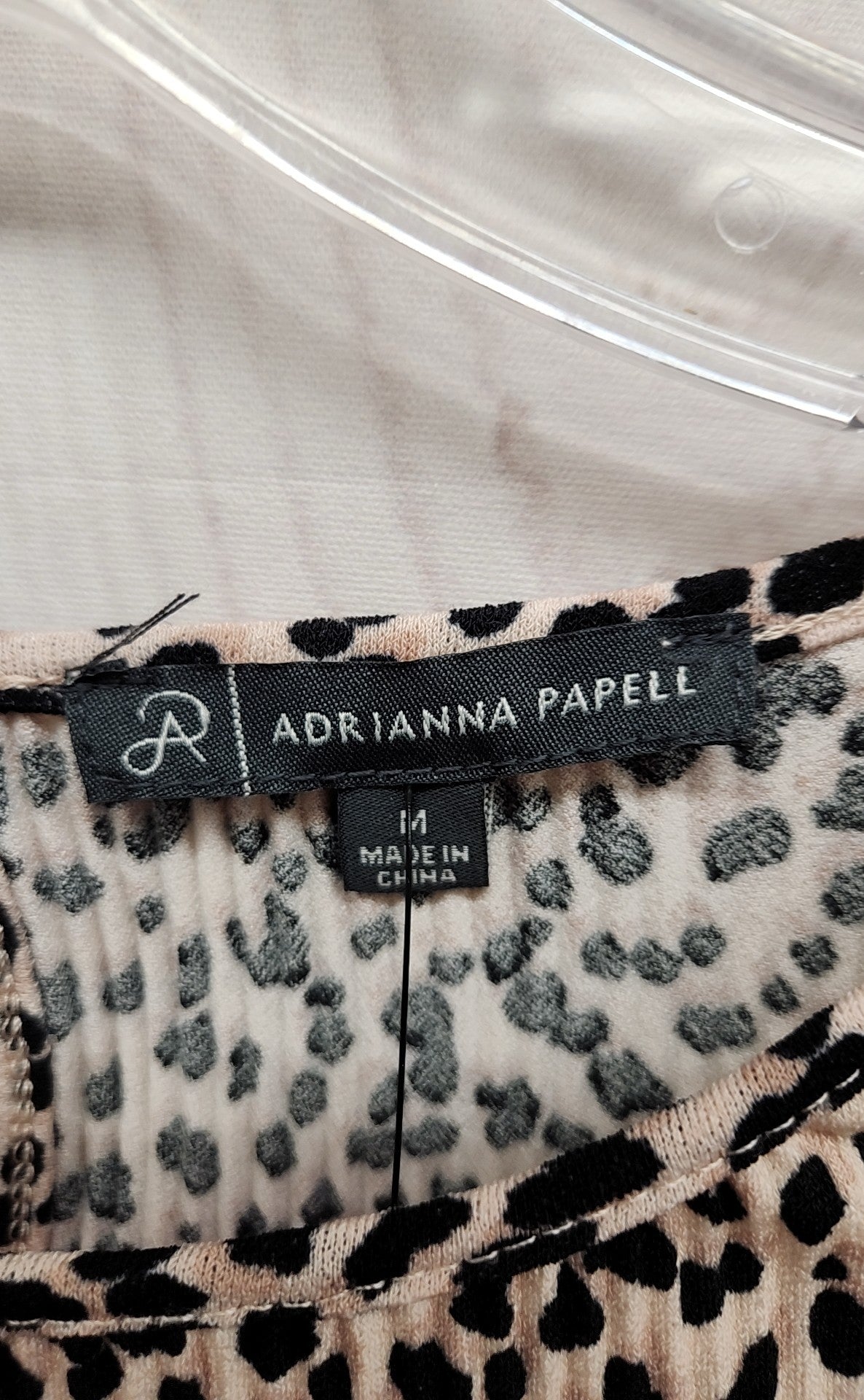 Adrianna Papell Women's Size M Peach Animal Print Short Sleeve Top