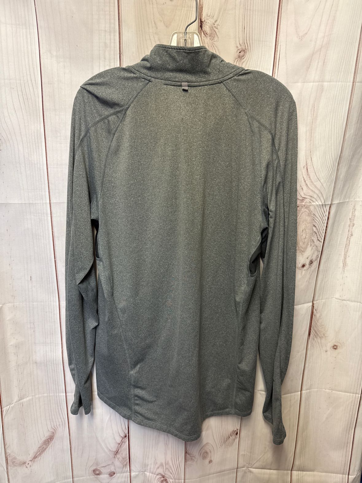 Nike Men's Size M Gray Shirt