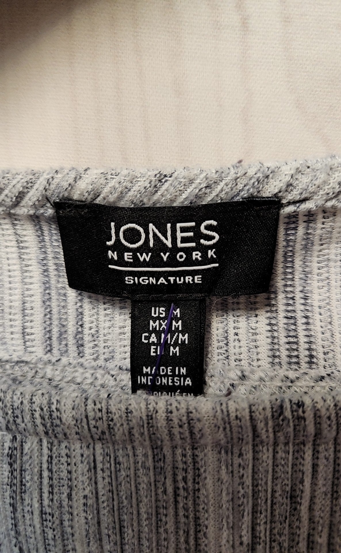 Jones New York Women's Size M Gray Short Sleeve Top