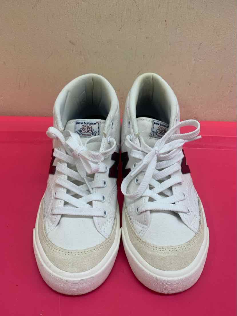 New Balance Women's Size 6 White Sneakers