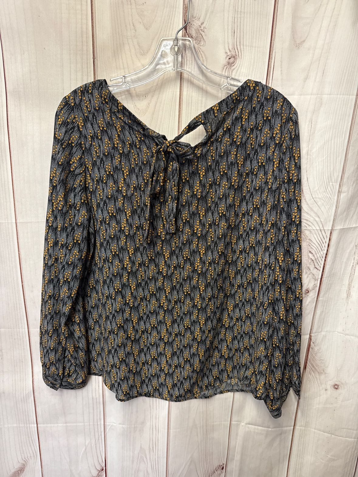 Loft Women's Size M Petite Black Floral Long Sleeve Top