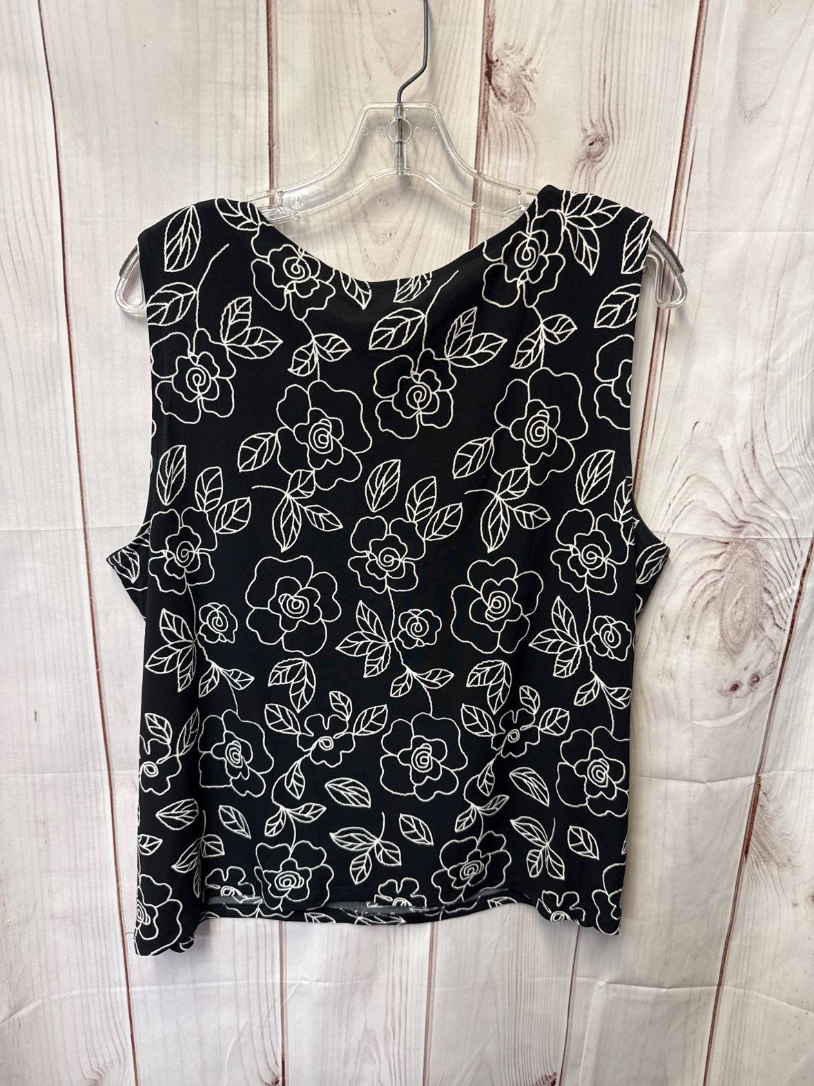 Nine West Women's Size XL Black Floral Sleeveless Top