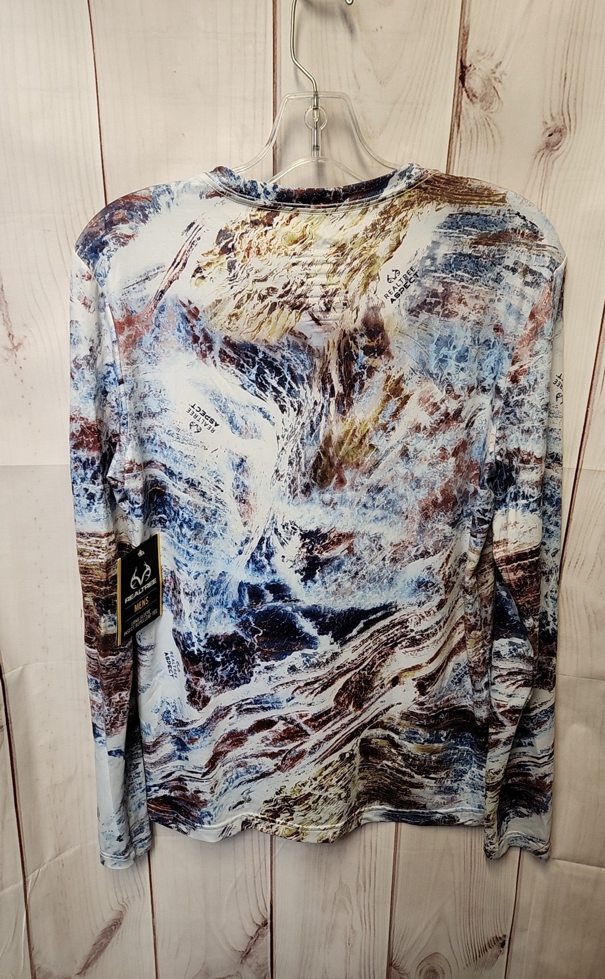 NWT Realtree Men's Size S Blue Shirt