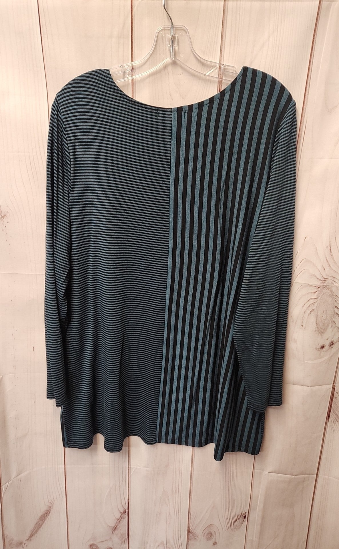 Habitat Women's Size L Black & Blue Long Sleeve Top