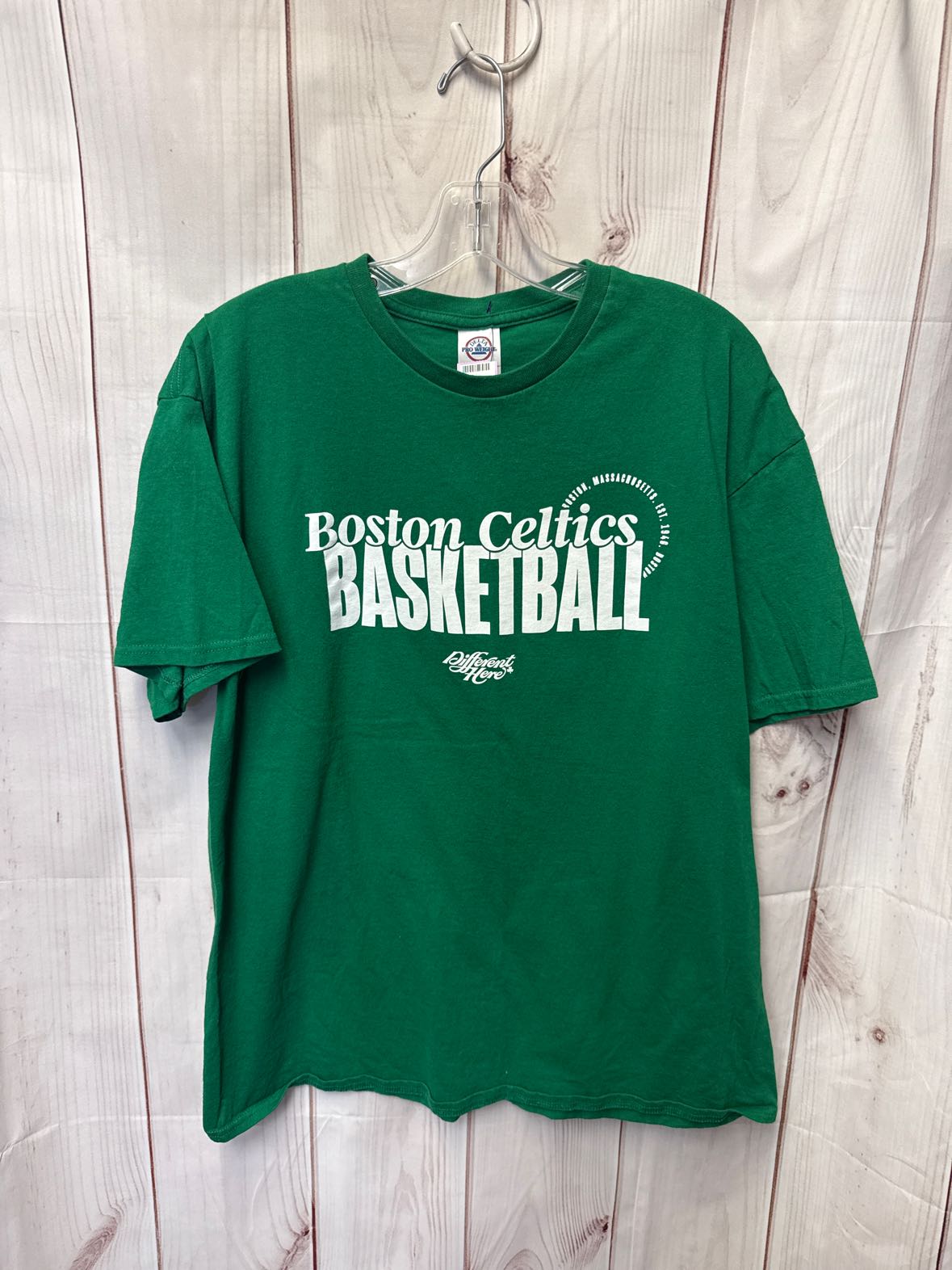 Celtics Men's Size XL Green Shirt